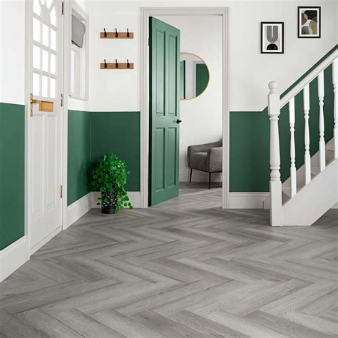 Luxury Vinyl Click Flooring or Vinyl Tiles UK 